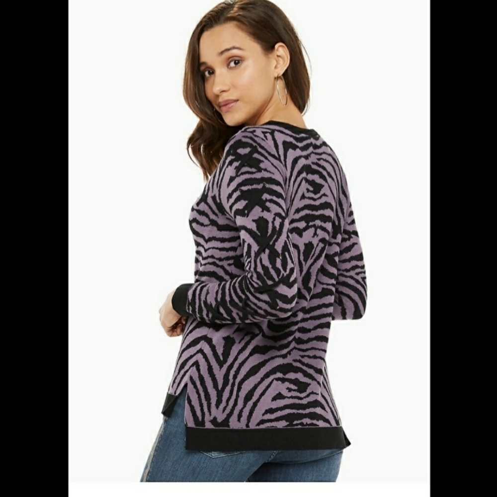Rock & Republic Zebra Lace up Sweater
